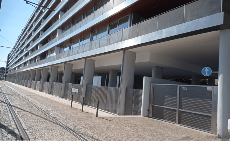 Serviços de Pintura - Pintura de Teto Exterior de Edifício