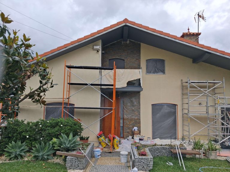 Pintura Exterior de Moradia