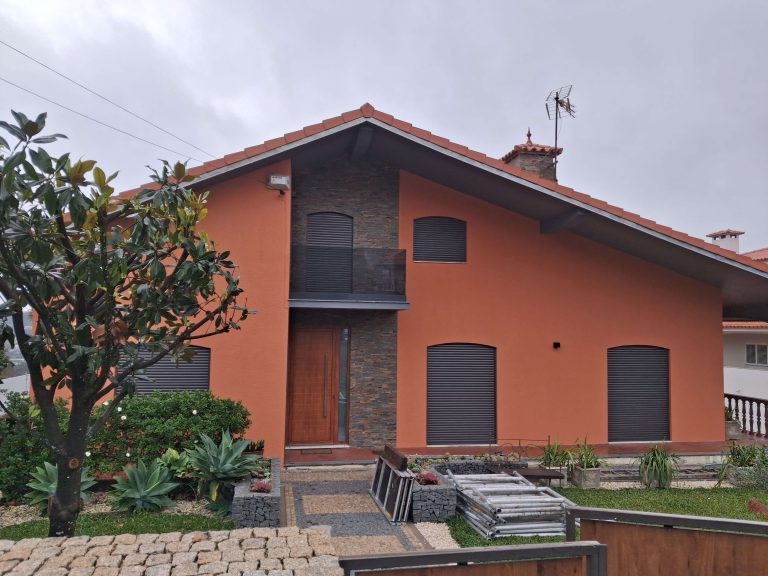 Pintura Exterior de Moradia
